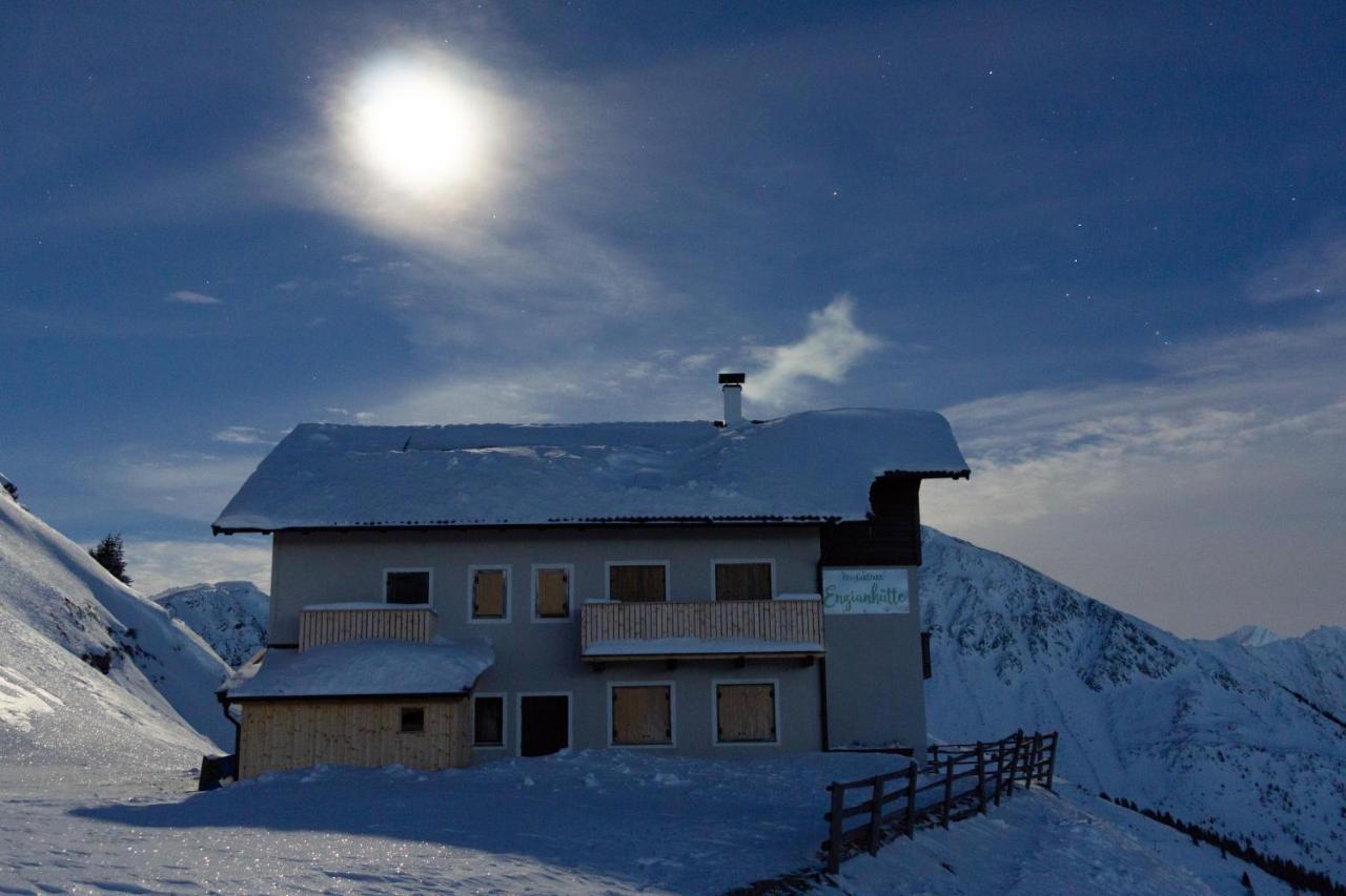 Enzianhuette Berggasthaus San Leonardo in Passiria Dış mekan fotoğraf