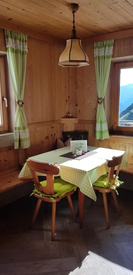 Enzianhuette Berggasthaus San Leonardo in Passiria Dış mekan fotoğraf